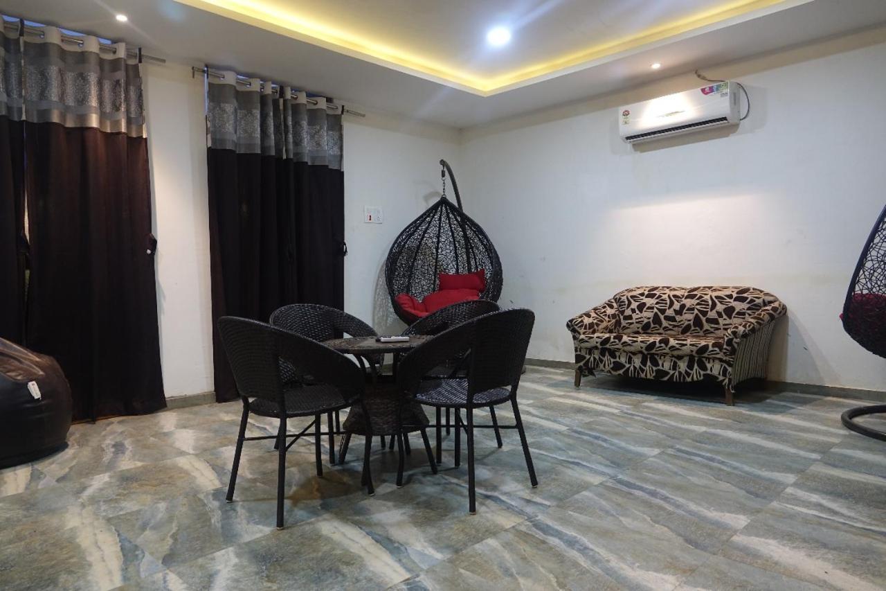 Samudra Resort Nashik Buitenkant foto